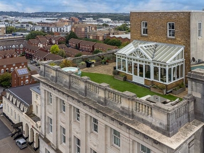 Penthouse for sale in Imperial Apartments South Western House Southampton, Hampshire SO14