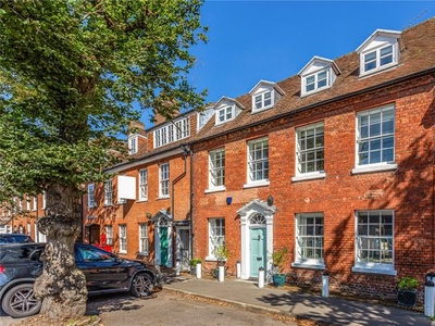 Terraced house for sale in London End, Beaconsfield, Buckinghamshire HP9
