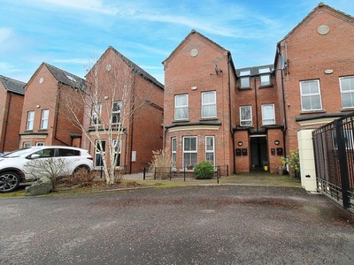 Town house for sale in 24 Richmond Park, Finaghy, Belfast, County Antrim BT10