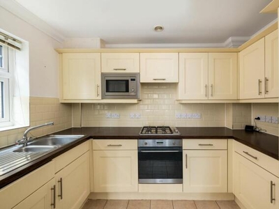 2 Bedroom Apartment Surrey Surrey