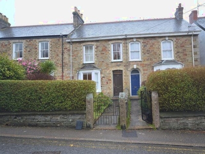 3 Bedroom End Terrace House To Rent