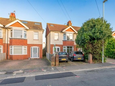 4 Bedroom House Worthing West Sussex