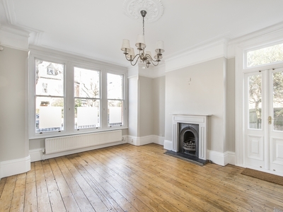 4 bedroom property to let in Beckwith Road London SE24