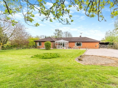 Bungalow for sale in Bruntingthorpe Road, Knaptoft, Lutterworth, Leicestershire LE17