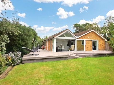 Detached bungalow for sale in Harriet Gardens, Addiscombe, Croydon CR0