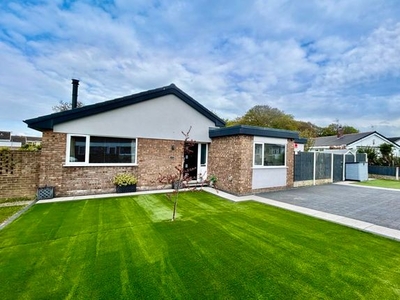 Detached bungalow for sale in Sunningdale, Abergele LL22