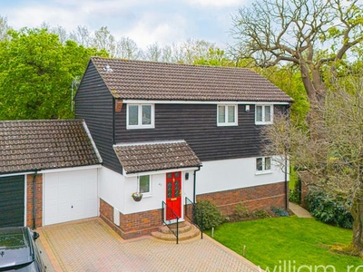 Detached house for sale in Gwynne Park Avenue, Woodford Green IG8