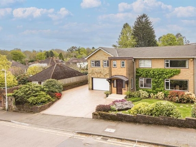 Detached house for sale in The Retreat, The Drive, Sevenoaks TN13