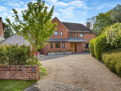 Detached house to rent in Bulstrode Gardens, Cambridge CB3