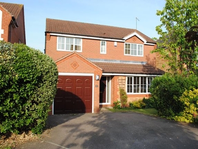 Detached house to rent in Campion Close, Rushden NN10