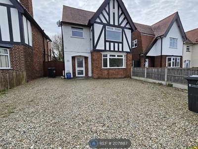 Detached house to rent in Circular Drive, Chester CH4