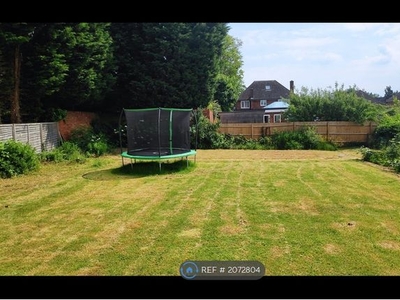 Detached house to rent in Craigmore Avenue, Bletchley, Milton Keynes MK3