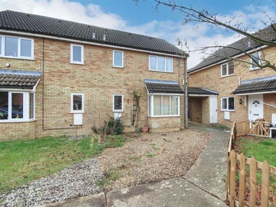 Detached house to rent in Derwent Close, St. Ives, Huntingdon PE27
