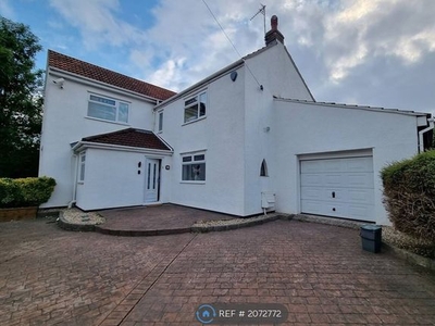 Detached house to rent in Kingsfield Lane, Bristol BS15