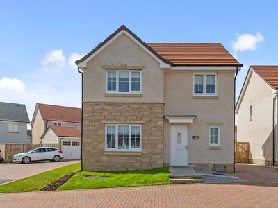 Detached house to rent in Lamond Crescent, Winchburgh EH52