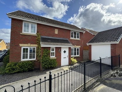 Detached house to rent in Parc Gellifaelog, Tonypandy, Rhondda Cynon Taff. CF40