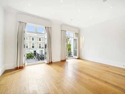 Detached house to rent in Scarsdale Villas, London W8