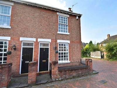 End terrace house for sale in Barwick Place, Sale M33