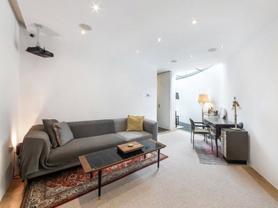 End terrace house to rent in Cadogan Terrace, London E9