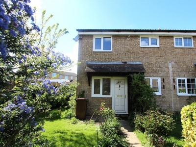 End terrace house to rent in Hanway, Gillingham ME8