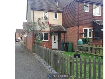 End terrace house to rent in Magpie Way, Winslow MK18
