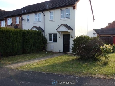 End terrace house to rent in May Close, Swindon SN2
