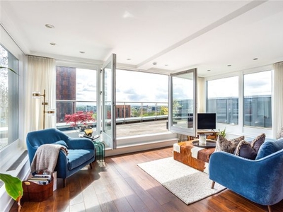 Flat for sale in Lumiere Building, City Road East, Manchester M15