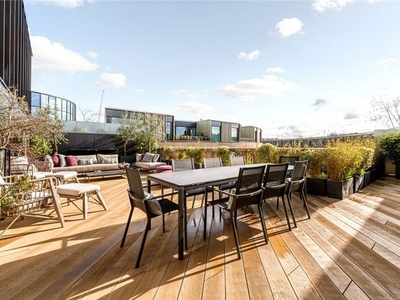 Flat for sale in Wood Crescent, Television Centre, White City, London W12