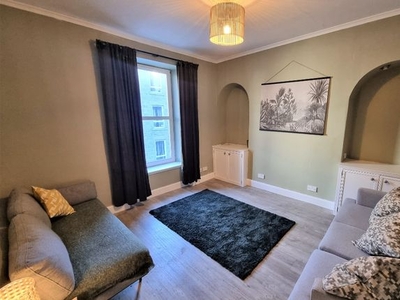 Flat to rent in Ashvale Place, City Centre, Aberdeen AB10