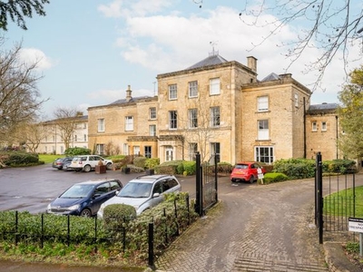 Flat to rent in Chesterton Lane, Cirencester, Gloucestershire GL7