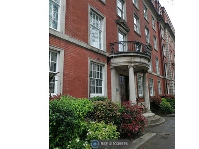 Flat to rent in Dunraven House, Cardiff CF10