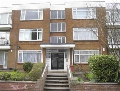 Flat to rent in Flat, Cavendish Court, Holden Road, Salford M7