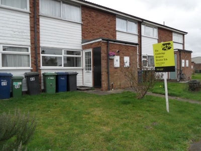 Flat to rent in Glenmere Close Off Cherry Hinton Road, Cambridge CB1