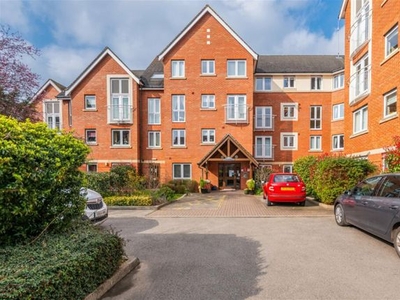 Flat to rent in Hathaway Court, Alcester Road, Stratford-Upon-Avon CV37