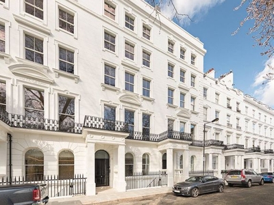 Flat to rent in Hempel Gardens, 34 Craven Hill Gardens, London W2