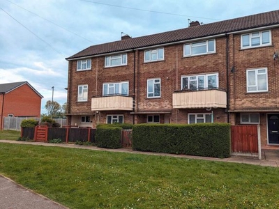 Flat to rent in Holyrood House, Laughton Way LN2