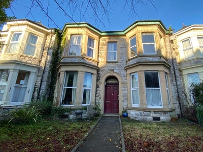Flat to rent in Houndiscombe Road, Mutley, Plymouth PL4