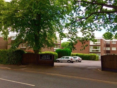 Flat to rent in Lacey Court, Wilmslow SK9