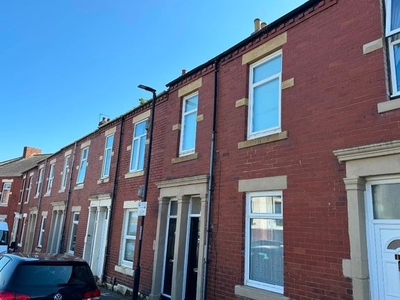 Flat to rent in Lower Rudyerd Street, North Shields NE29