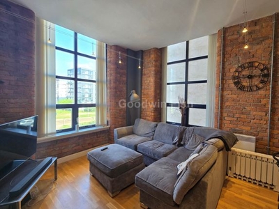 Flat to rent in Malta Street, Manchester M4