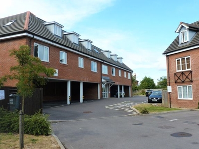 Flat to rent in Middleton Mews, Park Gate, Station Road, Southampton SO31