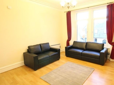 Flat to rent in Midstocket Road, Top Right AB15