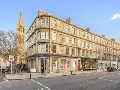 Flat to rent in South Clerk Street, Edinburgh EH8