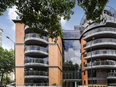 Flat to rent in The Atrium, Park Road NW8