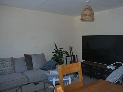 Flat to rent in The Drive, Exeter EX5