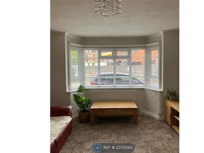 Flat to rent in Viceroy Court, Manchester M20