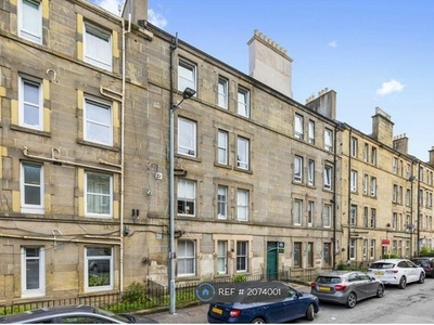 Flat to rent in Wardlaw Place, Edinburgh EH11