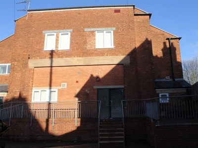Flat to rent in West Bromwich Street, Walsall WS1