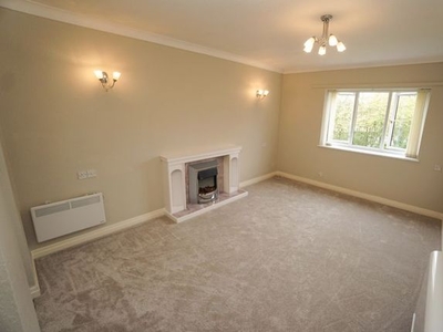 Flat to rent in Westgate Avenue, Bolton BL1