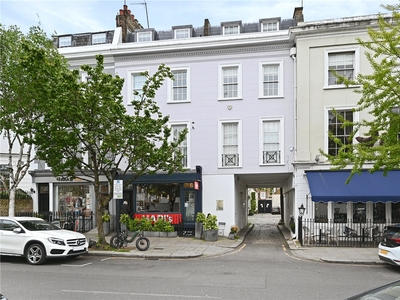 Forbra House, Ledbury Mews West, London, W11 2 bedroom flat/apartment in Ledbury Mews West